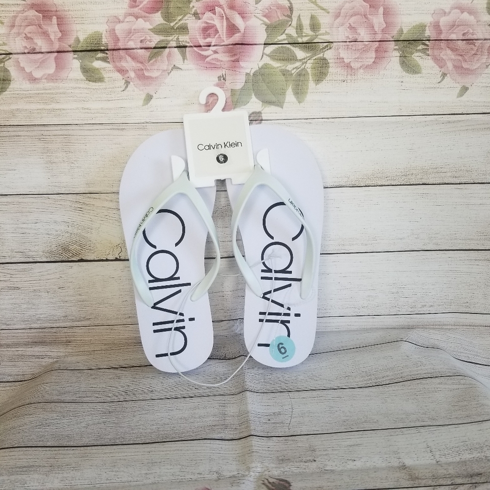 Calvin Klein Women's White  Flip Flops size 6